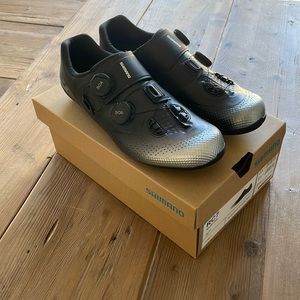Shimano RC7, SH-RC702 Road Bike Cycling shoes 43.5